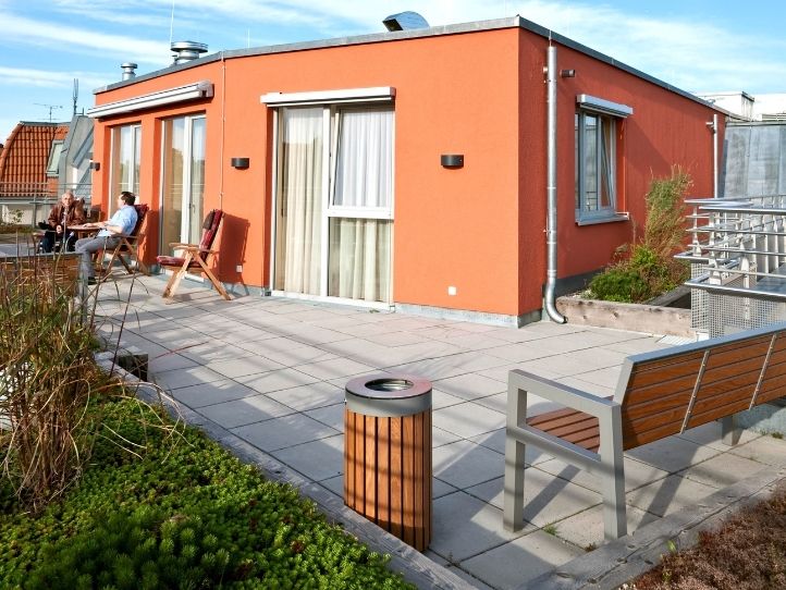 Außerklinische Beatmungspflege und Intensivpflege in Alt-Mariendorf in Berlin