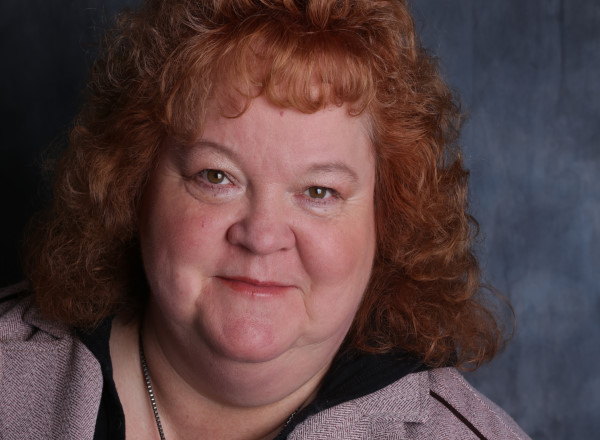 Frau Sandra Rossmann
